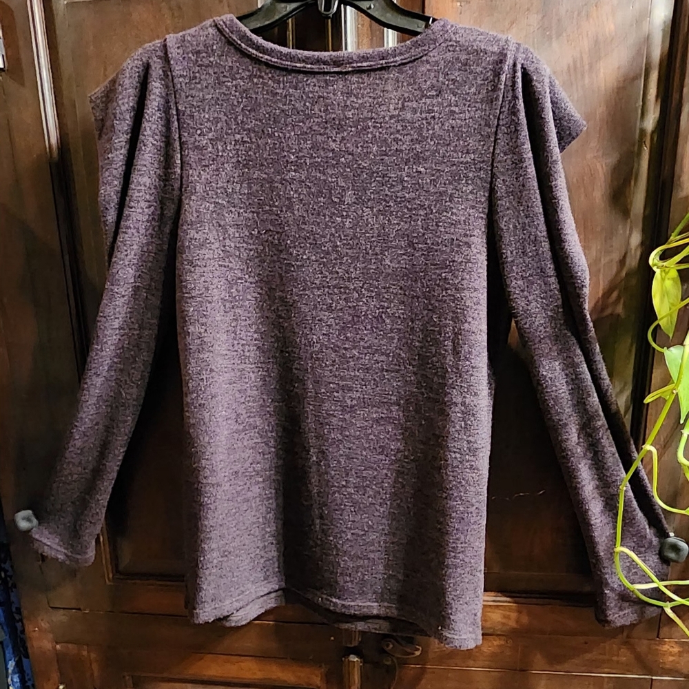 Vocal Sweater. Item #2760 - Picture 2 of 8